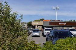 Thumbnail Image of Henry's, view from Harewood Road