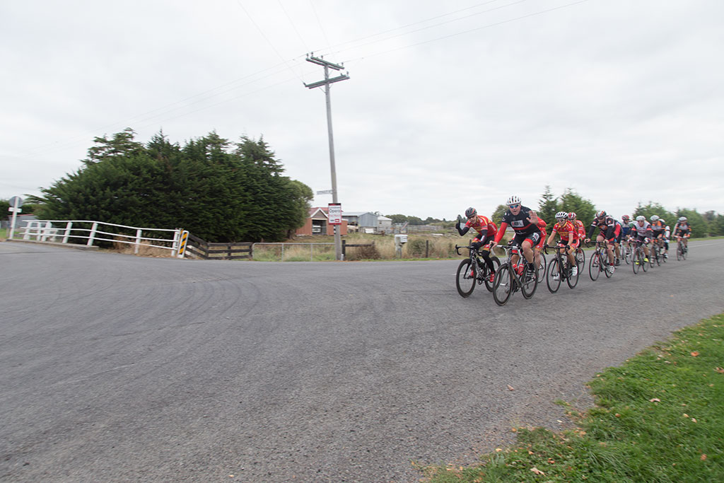Image of Cyclists riding out of Halswell towards Tai Tapu. 5/03/2015 8:30
