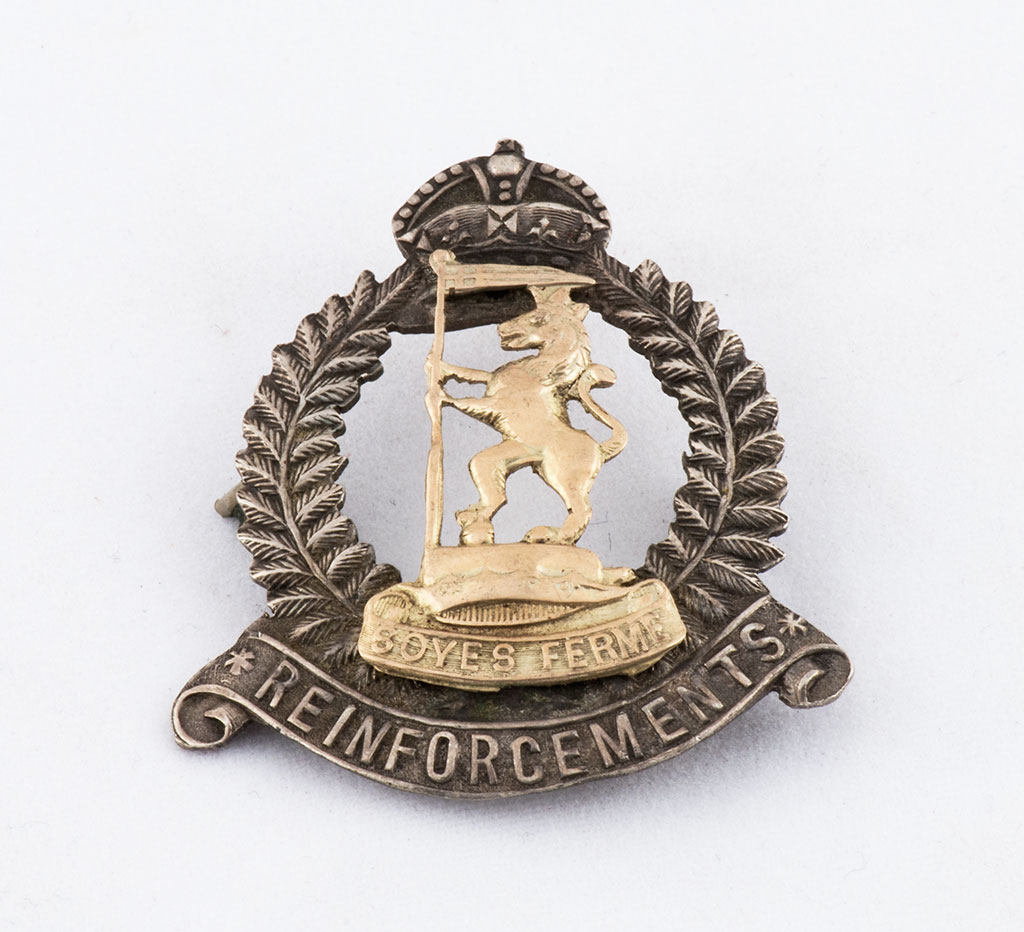 Image of Cap badge, New Zealand Rifle Reinforcements, N.Z.E.F, circa 1917 ca. 1917