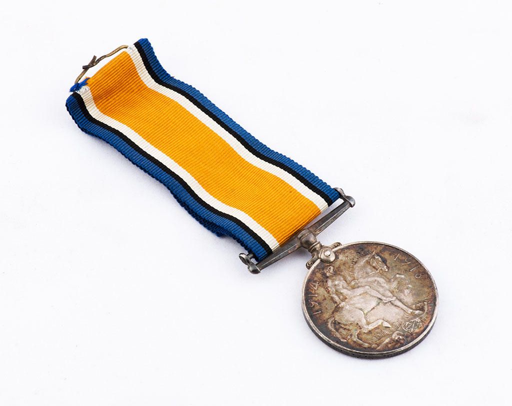 Image of British war medal, 1914-1918. Reverse. 44004 Rflm. A. Mumford. N.Z.E.F. ca. 1920