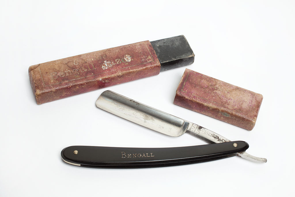 Image of Cut throat razor [circa 1910-1920]