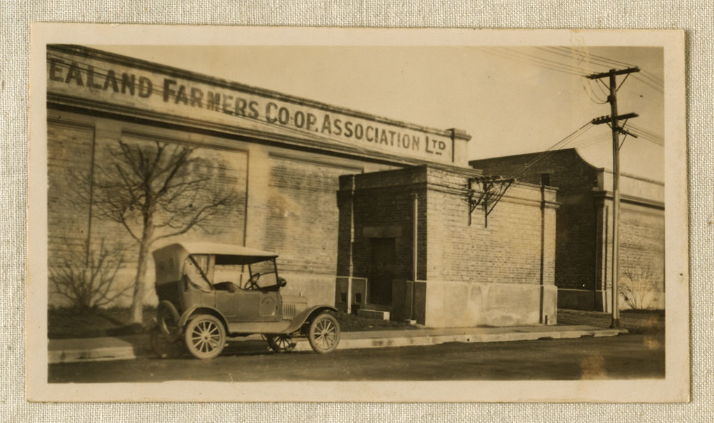 Image of New Zealand Farmers Co-op substation, Moorhouse Avenue, November 1921 November, 1921