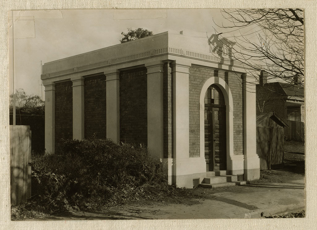 Image of Linwood Avenue, new substation, May 1935 May, 1935