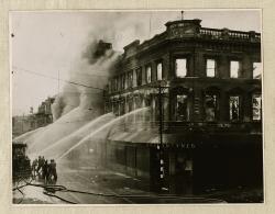 Thumbnail Image of Ballantynes store on fire