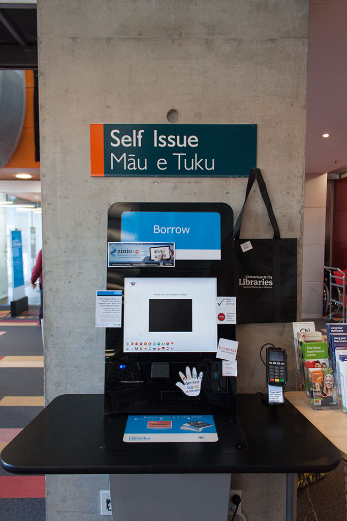 Image of Self issue station, New Brighton Library. Friday, 29 July 2016