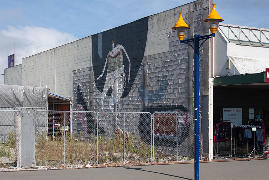 Image of Street art in New Brighton Mall. Thursday, 31 March 2016