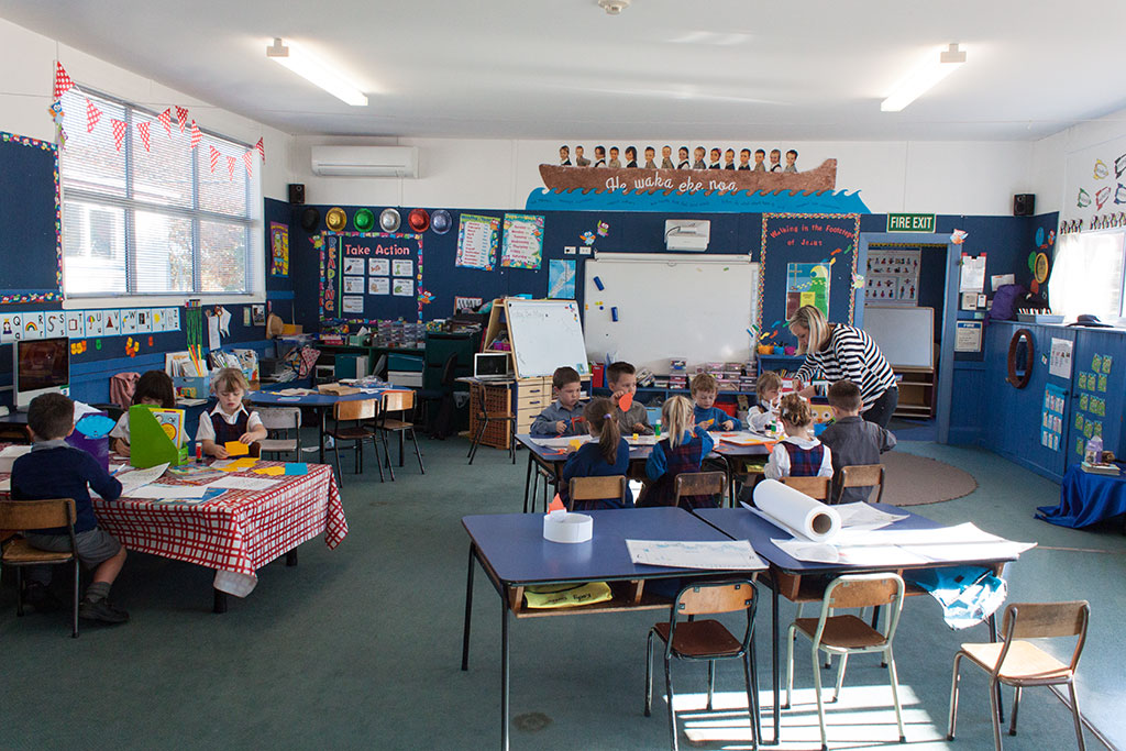 Image of Students working on discovery learning, New Brighton Catholic School, Lonsdale Street. Friday, 13 May 2016