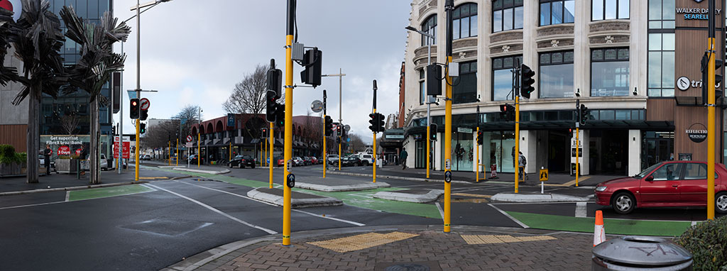 Image of Traffic lights, High Street and Tuam Street intersection. Tuesday, 24 July 2018