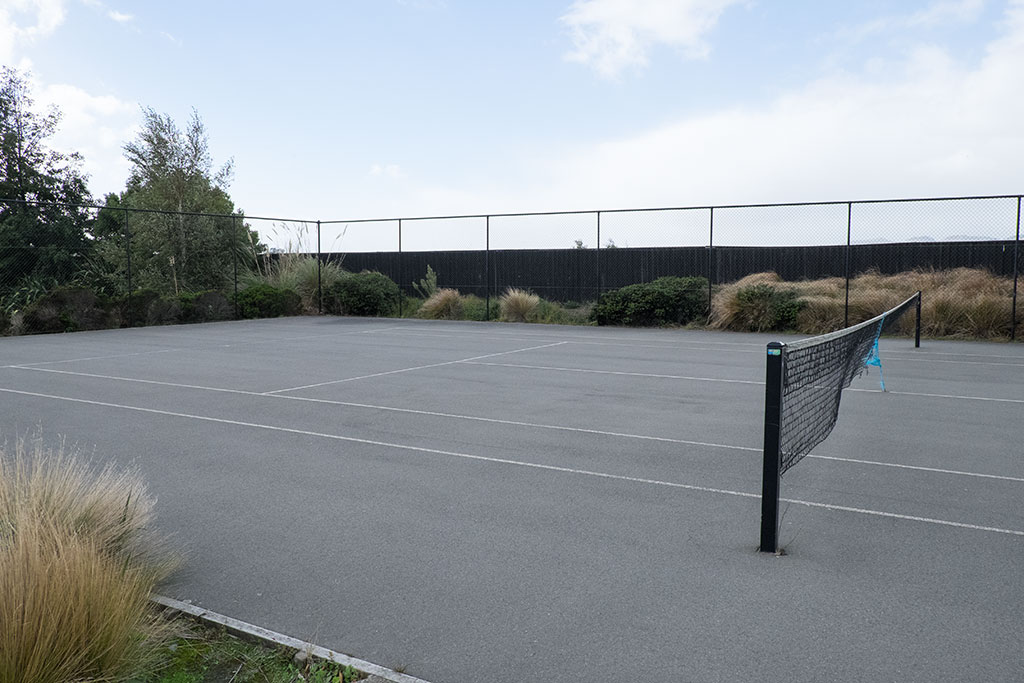 Image of Empty tennis court at Stallion Reserve. 15-04-15 11.4 a.m.