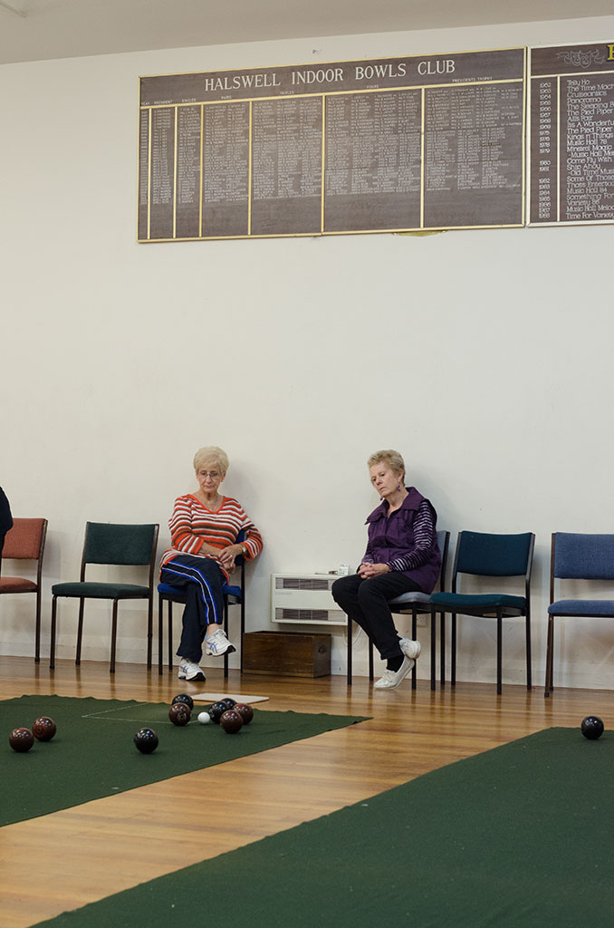 Image of Ladies watch the game, Halswell Indoor Bowls Club. 20-04-2015 9:18 p.m.
