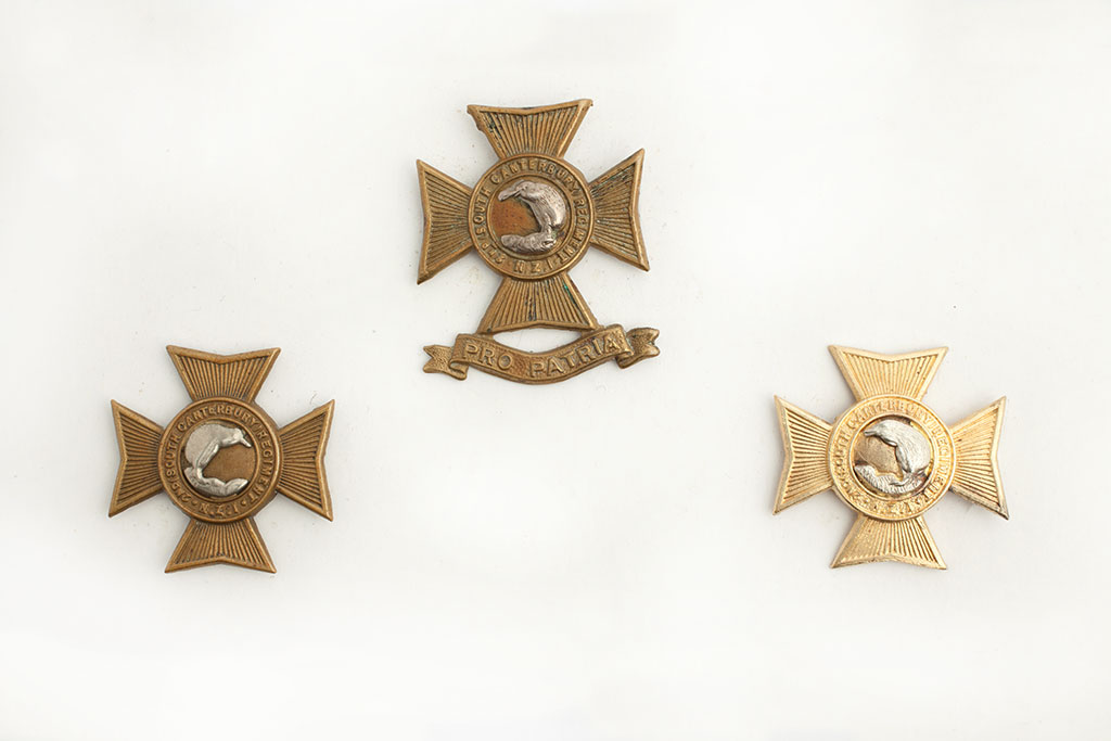 Image of Badge set, 2nd (South Canterbury) Regiment. [circa 1910-1920]