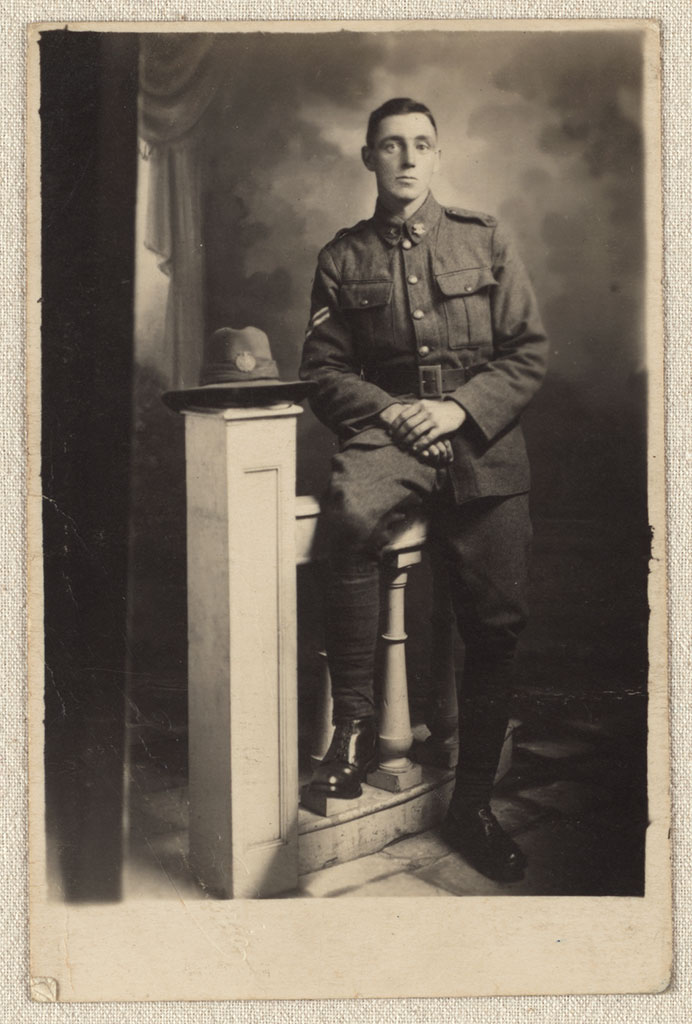 Image of Soldier, unidentified. 1st New Zealand Mounted Rifles. [circa 1910-1920]
