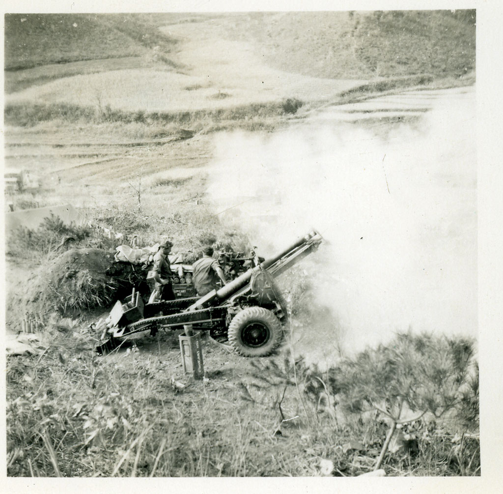 Image of No. 3 Gun E Troop in action 1951-1952.