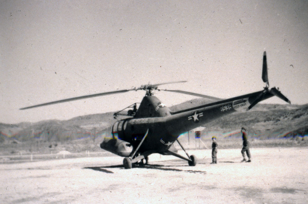 Image of American rescue helicopter 1951-1952.