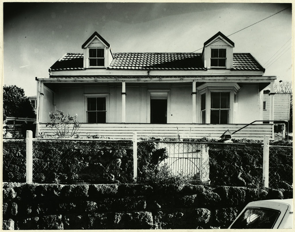 Image of 1 Coleridge Terrace, Lyttelton. 1980-81