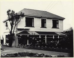 Thumbnail Image of Vicarage, Holy Trinity Anglican Church. 17 Winchester Street, Lyttelton.